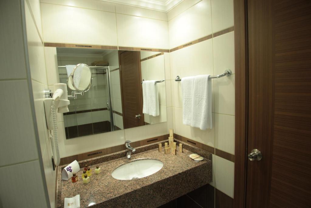 Buyuk Osmaniye Hotel Rum bild